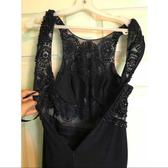 I do not have any more events to wear it to. - Picture 3 of 8